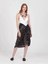 Load image into Gallery viewer, FRINGES BLACK pareo sarong