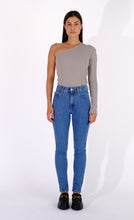 Load image into Gallery viewer, KATE MEDIUM