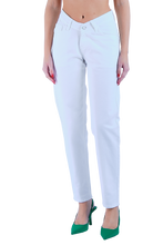 Load image into Gallery viewer, Avery White Statement