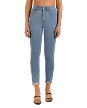 Load image into Gallery viewer, Kate light Cropped