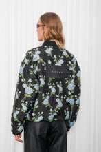 Load image into Gallery viewer, MORE OVERSIZED BOMBER JACKET LIGHT BLUE
