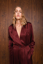 Load image into Gallery viewer, VANITY SHIRT BORDEAUX