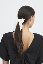 Load image into Gallery viewer, IABELA SCRUNCHIE