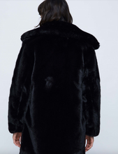 Load image into Gallery viewer, BLACK MIDI FUR COAT WITH LAPEL COLLAR (33W/11243)