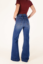 Load image into Gallery viewer, ALEX S/W FADE OUT