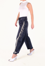 Load image into Gallery viewer, GWEN BLACK S/W RAINDROPS