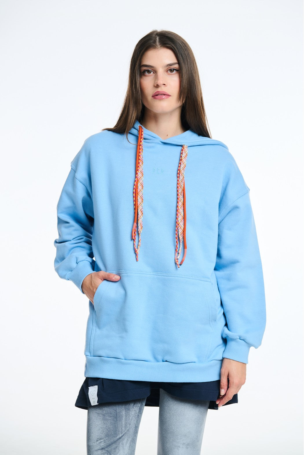 WOMAN HOODIE WITH EMBROIDERY - ONE COLOR