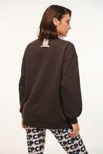 Load image into Gallery viewer, WOMAN CREWNECK WITH EMBROIDERY - BASIC- BROWN