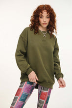Load image into Gallery viewer, WOMAN CREWNECK WITH EMBROIDERY - BASIC- KHAKI