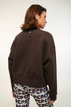 Load image into Gallery viewer, WOMAN CREWNECK WITH EMBROIDERY -TOMMY BASIC-BROWN