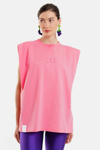 Load image into Gallery viewer, SLEEVLESS T-SHIRT WITH EMBOSSED PATTERN - BUBBLE -SALMON