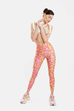 Load image into Gallery viewer, PRINTED HIGH-WAISTED LEGGINGS 7/8 - ANIMAL - LIME