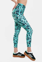Load image into Gallery viewer, WOMAN PRINTED HIGH-WAISTED LEGGINGS 7/8 - ANIMAL - PETROL