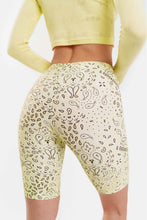 Load image into Gallery viewer, WOMAN BIKER LEGGINGS - BANDANA - YELLOW