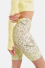Load image into Gallery viewer, WOMAN BIKER LEGGINGS - BANDANA - YELLOW
