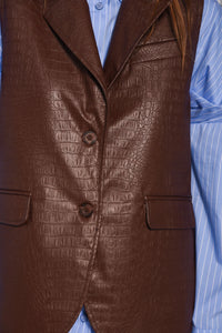 BREAKING BARRIERS VEST BROWN