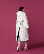 Load image into Gallery viewer, 24.06.104 PUFFER COAT