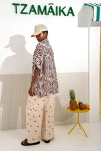 Load image into Gallery viewer, PEPPER POT OVERSIZED SHIRT