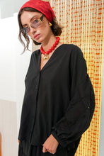Load image into Gallery viewer, SOURSOP SHIRT BLACK