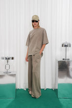 Load image into Gallery viewer, UNIQUE PANTS BEIGE