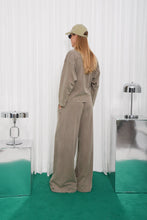Load image into Gallery viewer, UNIQUE PANTS BEIGE