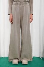 Load image into Gallery viewer, UNIQUE PANTS BEIGE
