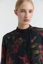 Load image into Gallery viewer, CARLY Floral print tunic with Mao collar