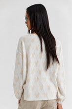 Load image into Gallery viewer, FORTUNA Fine-knit sweater with textured chevron pattern and asymmetric hem