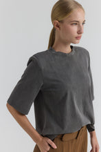 Load image into Gallery viewer, ILVA Cotton padded-shoulder top with elbow sleeves