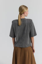 Load image into Gallery viewer, ILVA Cotton padded-shoulder top with elbow sleeves