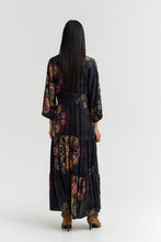 Load image into Gallery viewer, SAGAL Ankle-length floral wrap-top dress with 3/4 kimono sleeves and tiered ruffle hem