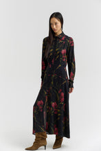 Load image into Gallery viewer, DIANE Ankle-length floral shirt-dress with fitted bodice and pleated flared skirt