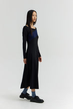 Load image into Gallery viewer, COMER Ankle-length fit-and-flare dress with diagonal contrast band