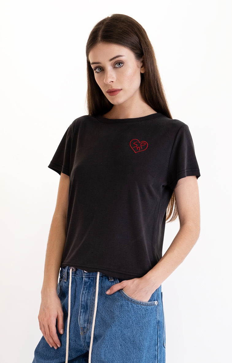 AMIRA HEART BLACK