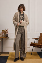 Load image into Gallery viewer, Donovan