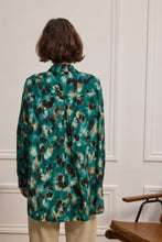 Load image into Gallery viewer, Winehouse