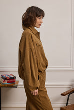 Load image into Gallery viewer, Clive