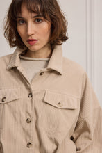 Load image into Gallery viewer, Clive