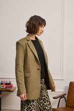 Load image into Gallery viewer, TILLEY