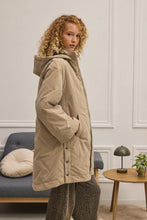 Load image into Gallery viewer, ELLIS